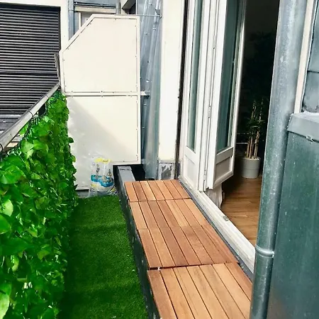 150m Palais Des Congres Champs Elysees La Defense Apartment