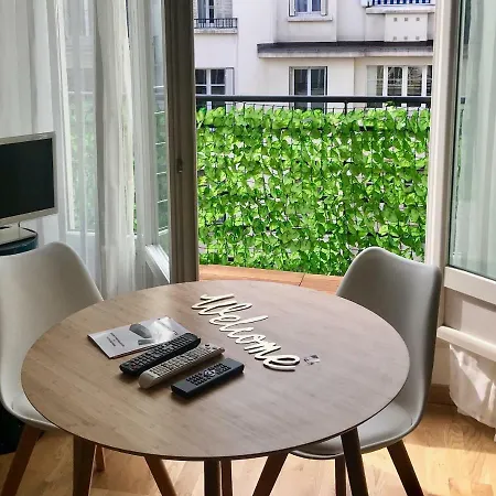 150m Palais Des Congres Champs Elysees La Defense Apartment *